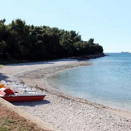 7647b * Pula