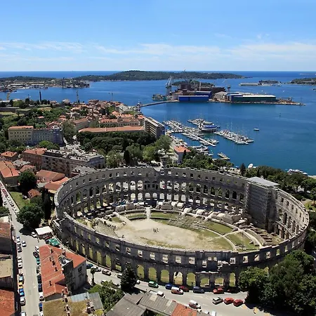 7647b Pula